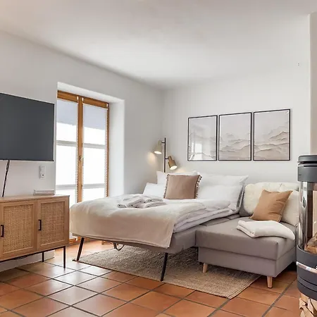 Fuer 6 - Bergblick, Balkon, Kamin, Kino, Yoga, Parkplatz