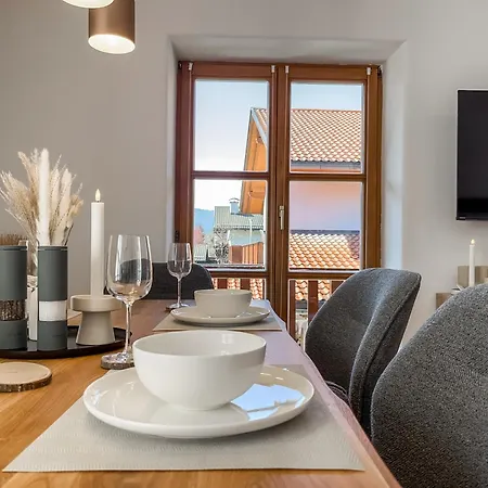 Fuer 6 - Bergblick, Balkon, Kamin, Kino, Yoga, Parkplatz Garmisch-Partenkirchen