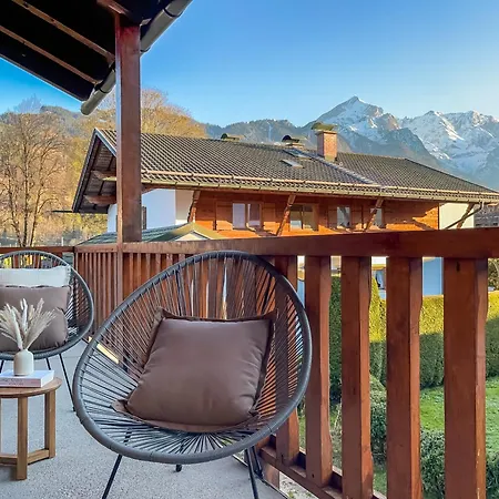 Fuer 6 - Bergblick, Balkon, Kamin, Kino, Yoga, Parkplatz * Garmisch-Partenkirchen