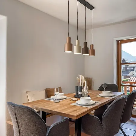 Apartment Fuer 6 - Bergblick, Balkon, Kamin, Kino, Yoga, Parkplatz Garmisch-Partenkirchen