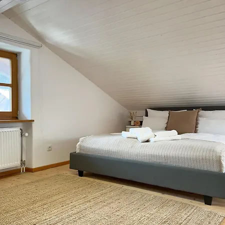 Fuer 6 - Bergblick, Balkon, Kamin, Kino, Yoga, Parkplatz Garmisch-Partenkirchen